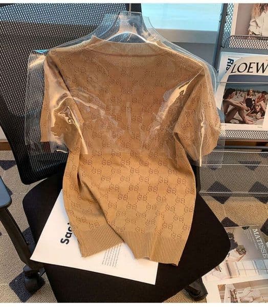 Ice Silk Base Layer Knitted Top Women's Round Neck Loose Thin Summer New Fashion French Design Ladies T-Shirt Sweater Vest
