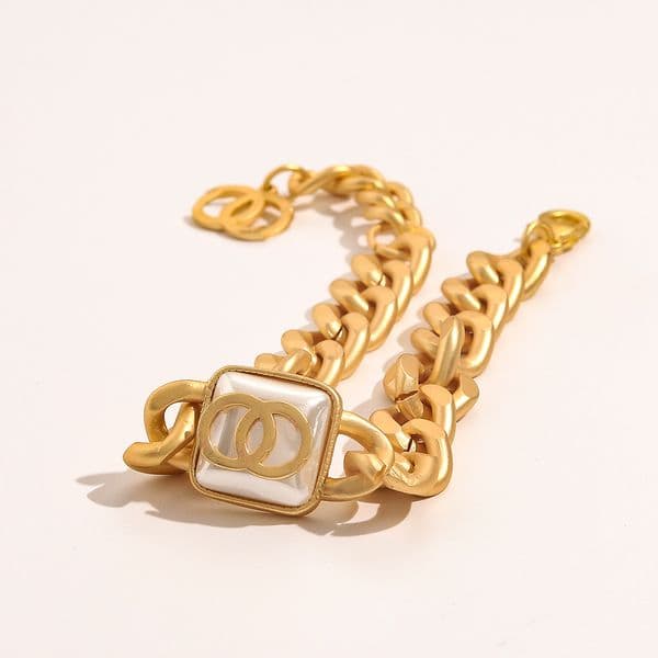 New Fashionable Classic Bracelets Women Bangle Gold Plated Stainless steel Crystal Pearl Lovers Gift Wristband Cuff Chain Designer Jewelry Gifts
