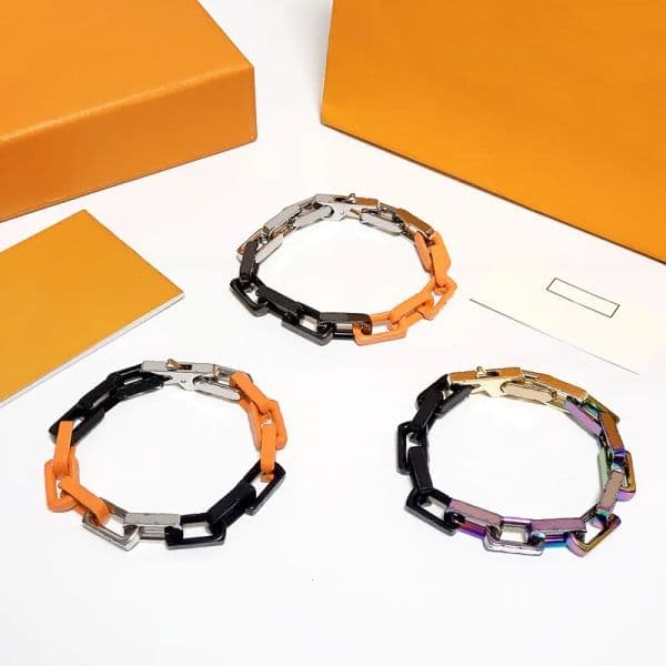 Classic Designer Titanium Steel Cuban Chain Bamboo Bracelet Man Woman Hip Hop Letter Flower Quenched With Fire Bracelets Valentine's Holiday Gift