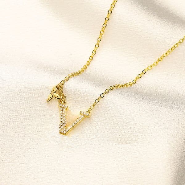 Womens Design Brand Necklace 18K Gold Plated Crystal Stainless Steel Luxury Choker Chain Letter Pendant Wedding Jewelry