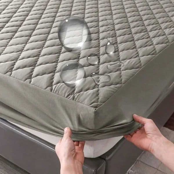 2024 new waterproof bed sheet urine barrier pad protective pad cover thick cotton clip non slip bed W240907