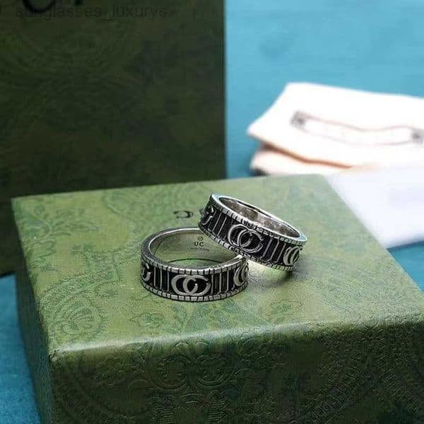 Luxury designer for women Mens ring fashion trend brand Striped ring Couple Silver plated New holiday gift personalized ring