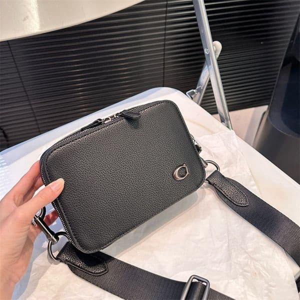 Mens Mini Camera Bags Designer Crossbody Bag Black Shoulder Bags Leather Men Cross Body Flap Zipper TOP