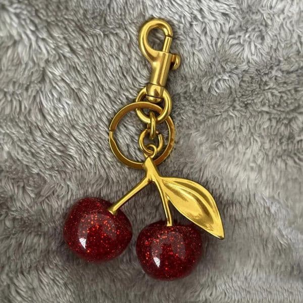 Classic purse charms key handbag charm cherry pendant exquisite resin metal plated gold chain letter leather card holder keychain red pink ga083 C4