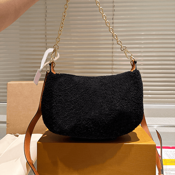 Brand messenger bag Women's chain handbag 2022 New 5A leather shoulder bag Crescent shaped designer fashion Tote wallet