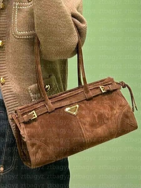 Top quality Corduroy shoulder bag with a niche and high-end feel, large capacity handheld armpit bag, Milard color women's bag