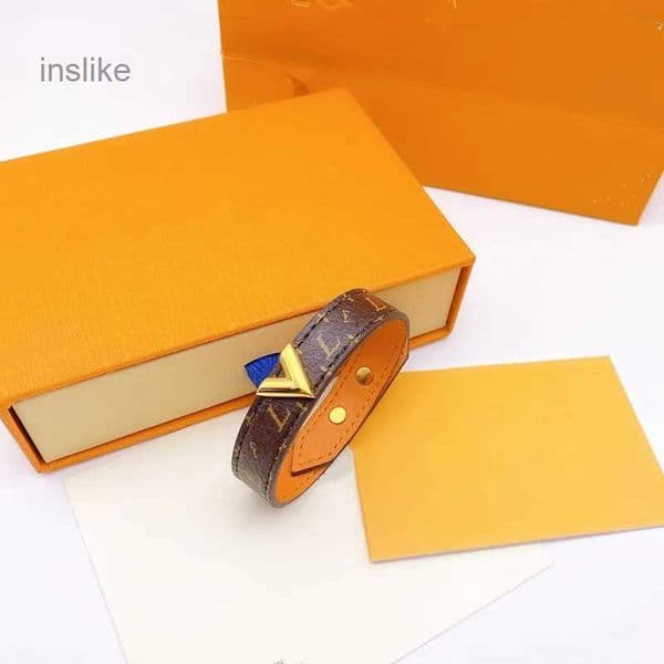 Designer Bracelet Jewelry Gold Hardware Leather Men Bracelets Buckle Charm For Women Hand Strap Brown Flower Pattern Stamp Printed Fashion Gift