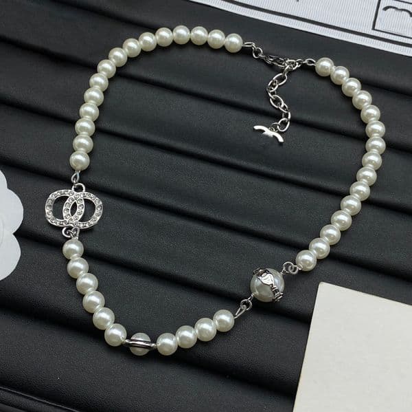 Luxury Brand Designer Necklaces Pendants Crystal Pearl Letter Choker Pendant Necklace Chain Jewelry Accessories