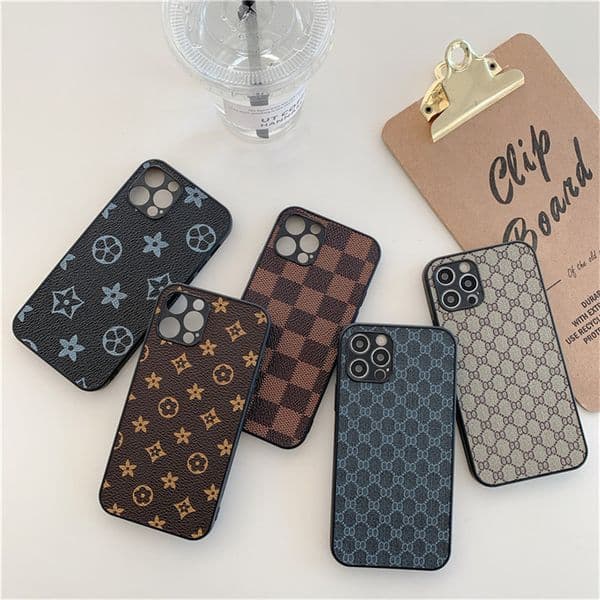 Top phone cases Luxury Designers Phone Cases For iPhone 16 Pro Max 15Plus 14Pro 13 12 11 P XS XSMAX XR Designer Fashion Creative Cellphone Case phone cases