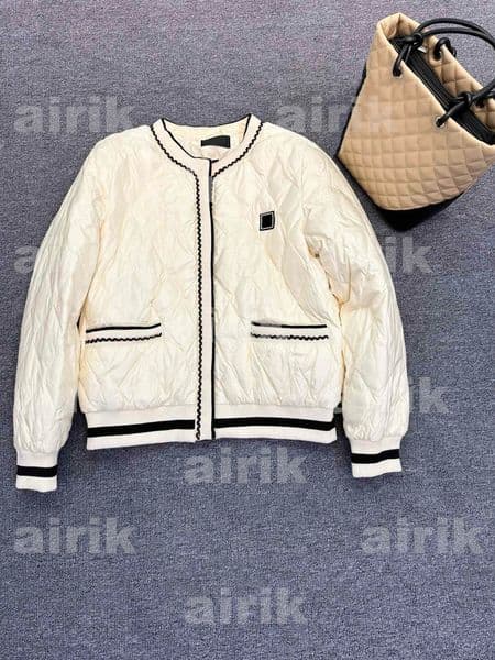 Famous designer womens jacket womens windbreaker Retro classic jacket warm jacket casual top womens jacket Fashion jacket asian size M-XL