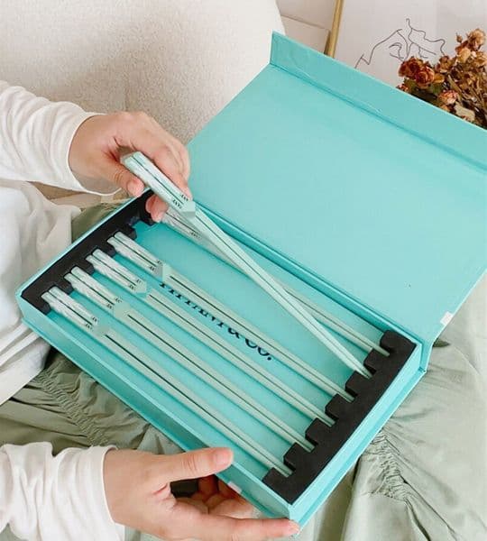 2026 Designer Blue High Temperature Resistant Household Chopsticks 6 Pair Set Gift Box Packaging Free Shipping