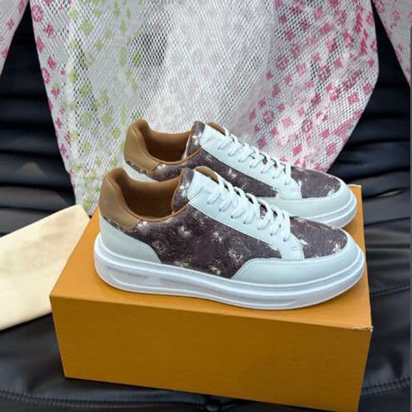 Mens Designer Shoe Beverly Hills Luxurys Shoes Black Embossed Grained Calf Leather Brand Sneakers Lightweight Outsole Trainers 1.8 12