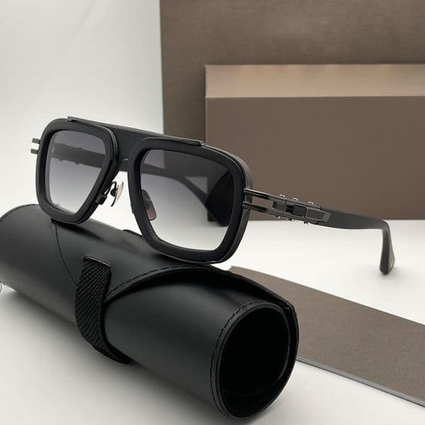 Summer Sunglasses For Women style 403 Anti Ultraviolet Retro Plate Rectangle Full Frame Special design Eyeglasses Random Box