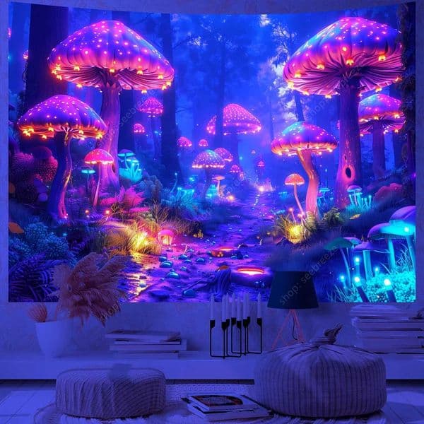Dreamy Mushroom UV Reaction Tapestry Beautiful Flower Plant Tapestry Wall Hanging Gothic Home Decoration Room Decoration Aesthetics W240809