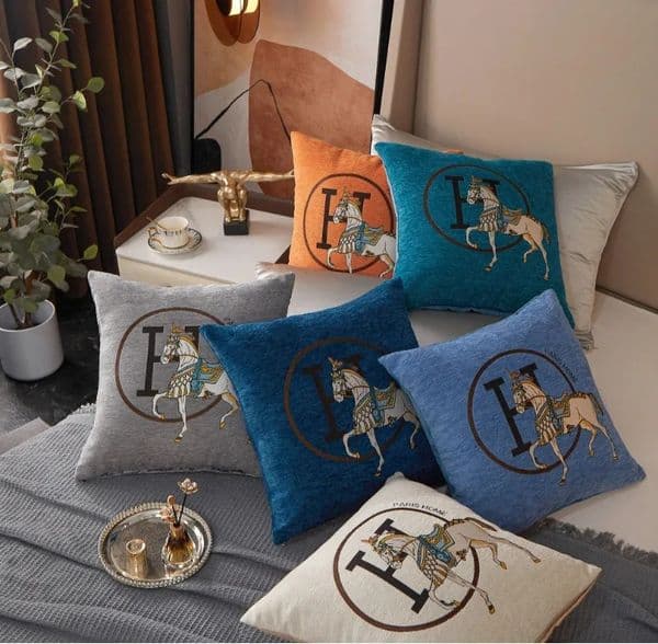 New Cushion/Decorative Pillow Living Room Sofa Decorative Case Embroidered Horse Cushion Cover Bedroom Bedside Square Throw Pillowcase 2023