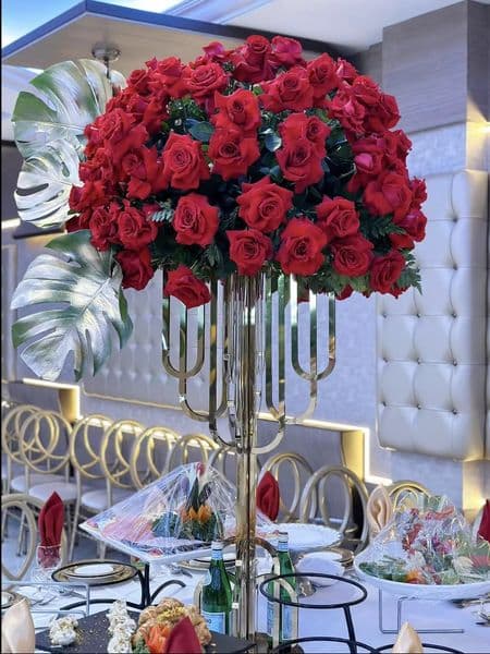 Gold Metal Arch Backdrop Flower Stand For Wedding Decoration Display Stand Tall Gold Tall gold crystal fancy wedding candelabra centerpiece wholesale