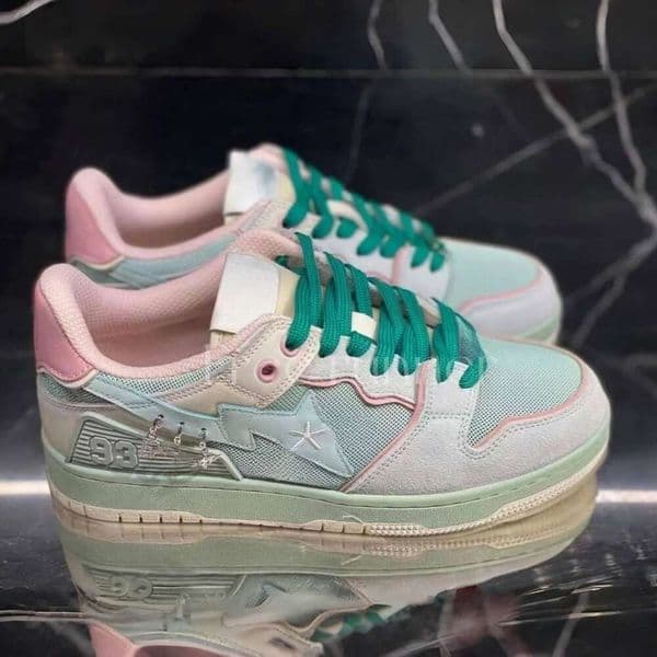 Designer Low Casual Women Cartoon Shoes Stas Color Limited Camo Combo Pink Patent Trainers Leather APES Black White Japan and Korean Style