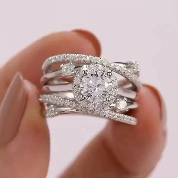 Huitan Fancy Cross Rings for Women Luxury Engagement Wedding Party Accessories Silver Color Finger-ring with CZ Trendy Jewelry