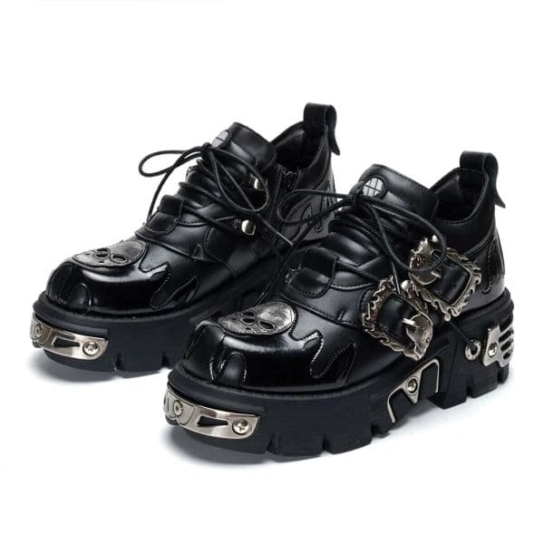 2023 Men and Women Vintage Rock Couple Shoes New Dark Punk Leather Retro 2025 Boots Metal new Niche Design Unisex Single Platform Shoes