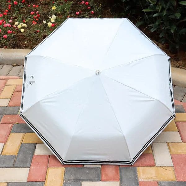 Designer Umbrella Sunscreen, Snow Protection, Black Rubber Umbrella Black and White Automatic Triple Fold Umbrella Gift Box