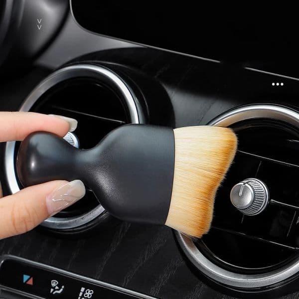 Car Interior Cleaning Soft Brush new Tool Dust Remover For X1 X3 X5 X4 X6 2025 G30 G20 E46 E90 E60 F10 F30 F20 F40 E39 E36 E87 E70
