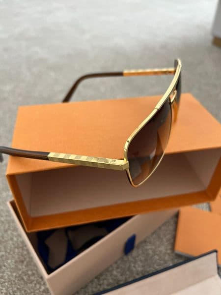 Mens designer fashion outdoor women sunglass UV400 classic metal attitude sunglasses luxury sun glasses eyewear Very Hot