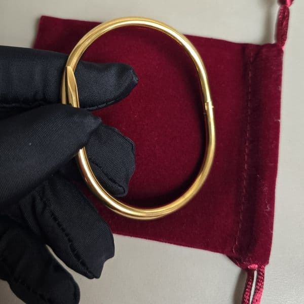 Stainless Steel Gold Plated Cuff Bracelet Mens and Womens Bracelet Jewelry Valentines Day Gift for Women Size 17 19.