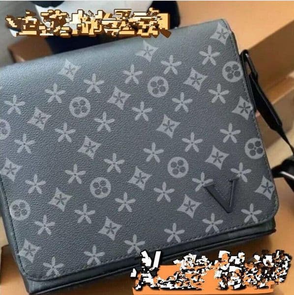 Luxurys Designer bags men Leather Black Flowers Messenger Purse Crossbody Bags Shopping Bag Plain Shoulder bag Handbags Women Wallets purse tote bag