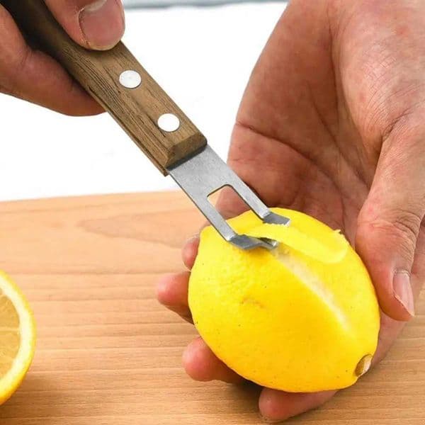 High quality fruit peeler corrosion-resistant vegetable peeler environmentally friendly and rust proof wooden handle vegetable slicer kitchen tool W241225