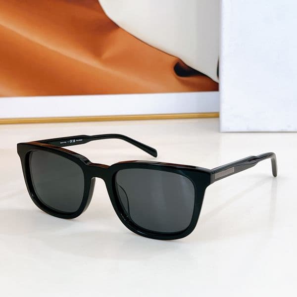 Sunglasses For Men Women Fashion 21 Summer Designer Stylish High Street Style Anti-Ultraviolet UV400 Retro Plate Square Acetate Full Frame Glasses Random Box A21S