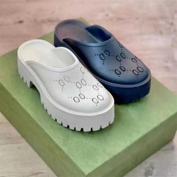 Slippers 2024 Men's slip on sandal Women's platform perforated G sandal Hollow Shoes Jelly colors High Heel Summer Rubber lug sole mules 35-44 NO311