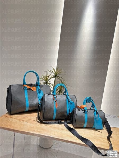 Luxury Bags Mens Duffel Bags Graffiti Print 25 30 40 Keepall Totes Letter Plaid Handbag Travel Bags Designer Brand Shoulder Bags Storage Totes Crossbody Purses