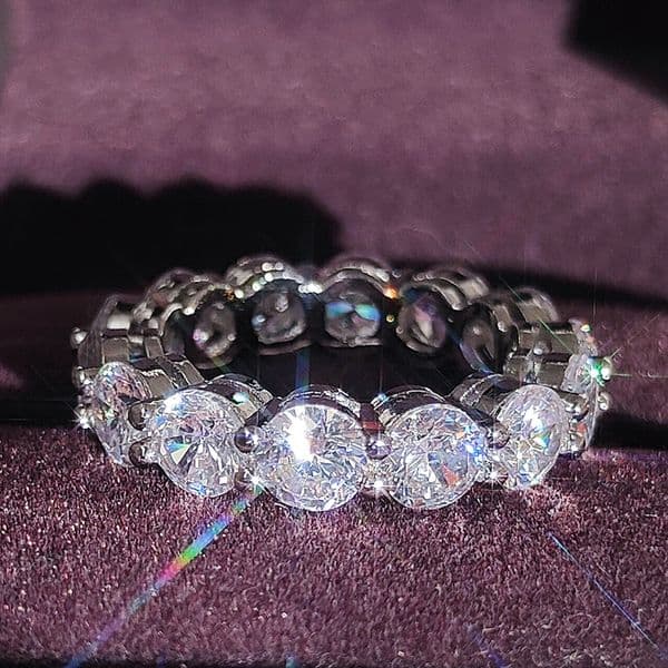 Designer Diamond Ring Women Jewelry Shiny Crystal Style Zircon Inlaid Ring Luxury Wedding Ring Ladies Party Birthday Gift Jewelry Accessory