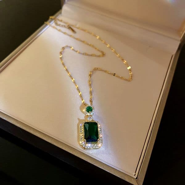 Designer Earrings necklace pendant green Cubic Zirconia Earrings for Women Diamond necklace Earrings ring set Wedding Party Jewelry