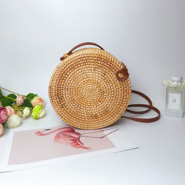 Vietnam Rattan Woven Round Leather Buckle Single Shoulder Crossbody Bag Women's Bag Popular European and American Rattan Bag Travel Holiday