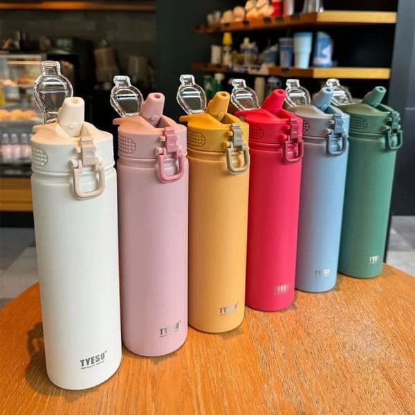 750ml Stainless Steel Thermos Bottle Thermos Portable Outdoor Sports Water Cup Frosted Anti Slip Water Bottle Durable To Fall 240730