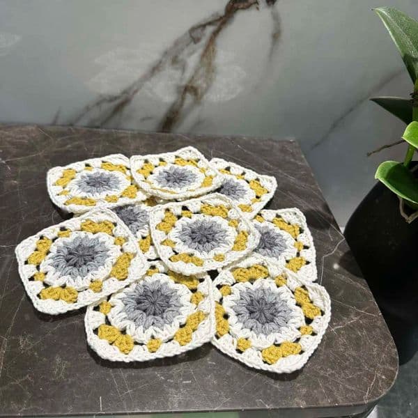 Nordic Crochet Multicolor Doilies Flowers Coasters Square10CM Hand Hook Knitted Dinnerware Disc Table Mat Pad Wedding Gift 30pcs