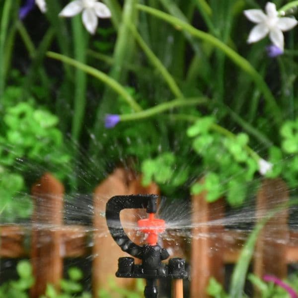 180 360 Degree Rotating Micro Sprinkler Nozzle G Type Hanging Mist Nozzles For Garden Irrigation