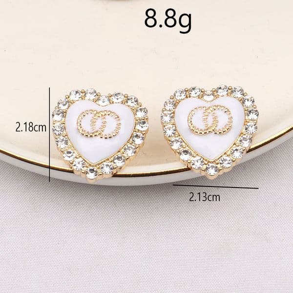 Simple Stud Earrings Fashion Women Gold Silver Heart Pattern Round Letter Crystal Pearl Earring Sweet Girls Wedding Party Gifts Classic Jewelry Accessories