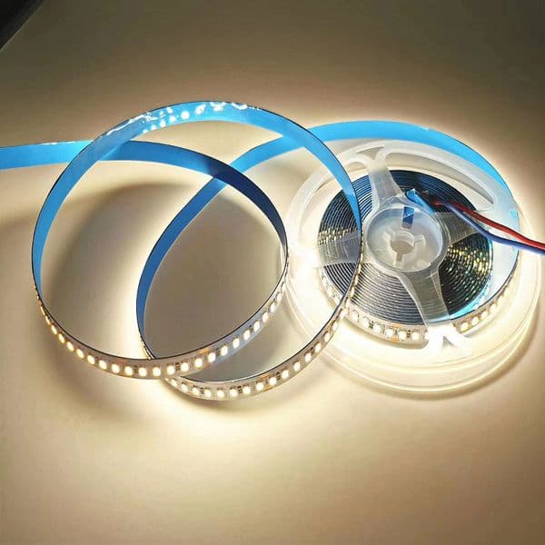 DC24V SMD2835 120LEDs/M Horse Race LED Light WS2811 IC Pixel Running Water Flowing Chasing Tape Light 10M / 20M Kit