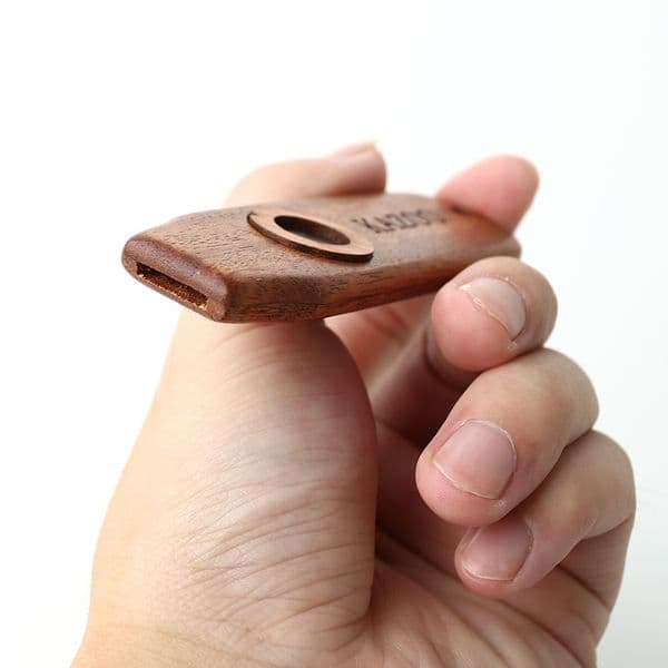 Kazoo Wooden Flute Portable Classic Wooden Kazoo Guitar Ukulele Accompaniment for Kids Beginner Gift Patry Musical Instrument