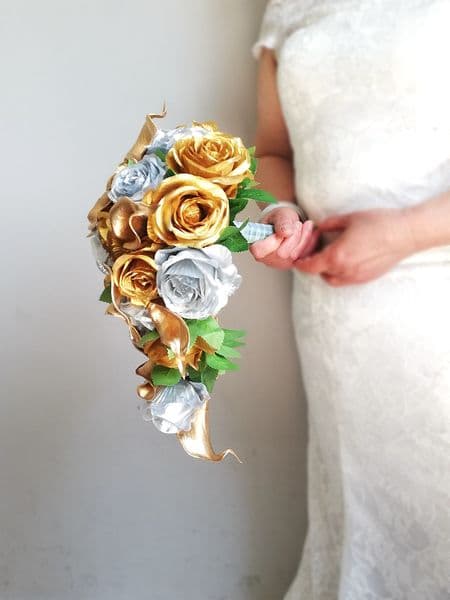 Whitney Wedding Supplies WB23017 Special Artificial Gold Rose Cascading Bouquet For The Bride Silver Grey Flowers Ramos De Novia