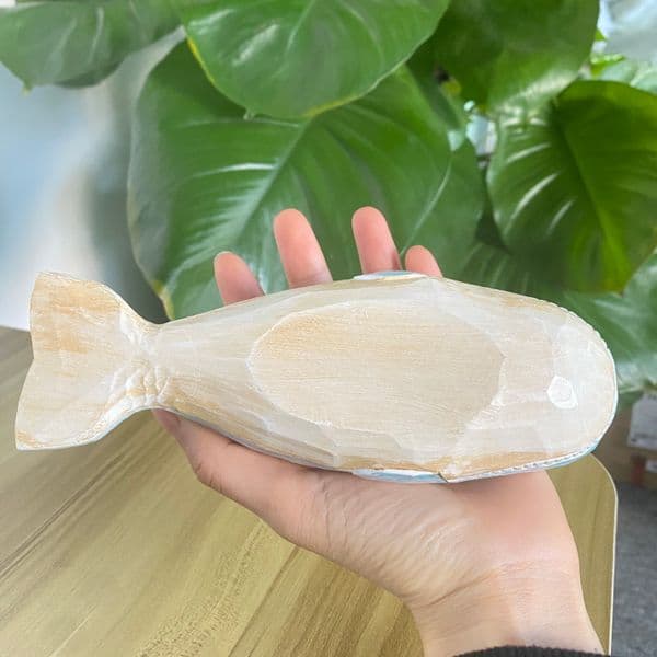 Miniature Wooden Whale Ocean Series Handmade Mini Cute Solid Wood Carved Whale Interior accessories Decoration Animal Ornaments