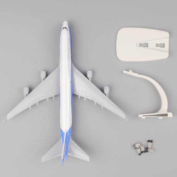 Metal Aircraft Model 20cm1:400 Original Model B747 Metal Replica Alloy Material With Landing Gear Ornament Toy Boy Birthday Gift