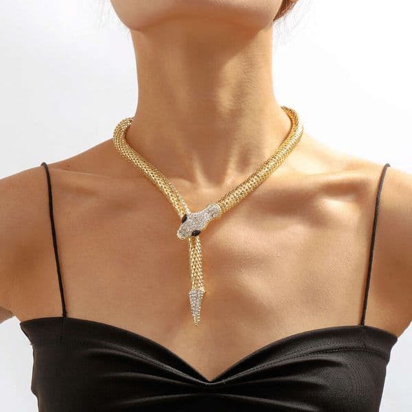 YW Fashion Inlaid Diamond Exaggerated Serpentine Necklace Women's Necklaces 2024