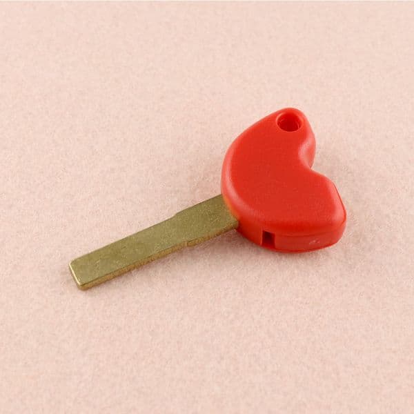 YIQIXIN Red Motorcycle Enrico Piaggio Key Shell For Vespa 3vte Fly 125 150 RA1Gts 250 300 GTV LXV150 GTV250 GTS GTS250 GTS300
