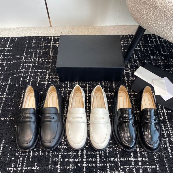 Top quality new Round toe loafers Women's slip on flat shoes Leather flats Dress shoes Luxury designer shoe for womens Casual Office Vacation shoes