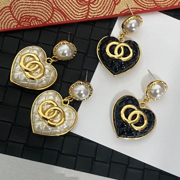 Never Fading Heart Deigner Ear Stud Crytal Pearl Real Gold Bra Copper Stamp Letter Earring Fahion Women Elegance Wedding Party Jewelry