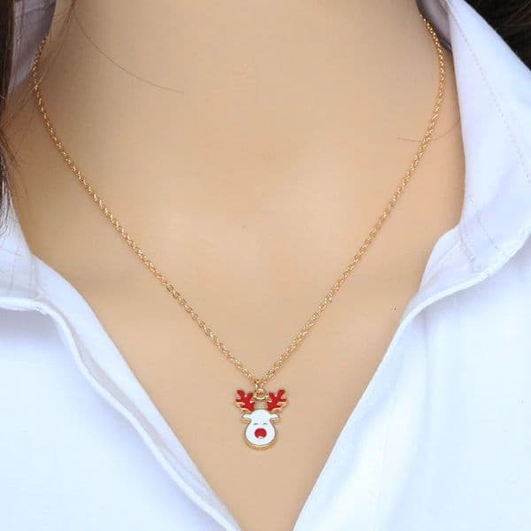 Pendant Necklaces Cartoon Elk Pendant Necklace Womens Short Chain Christmas Necklace Collar Accessories Christmas Gift 241011