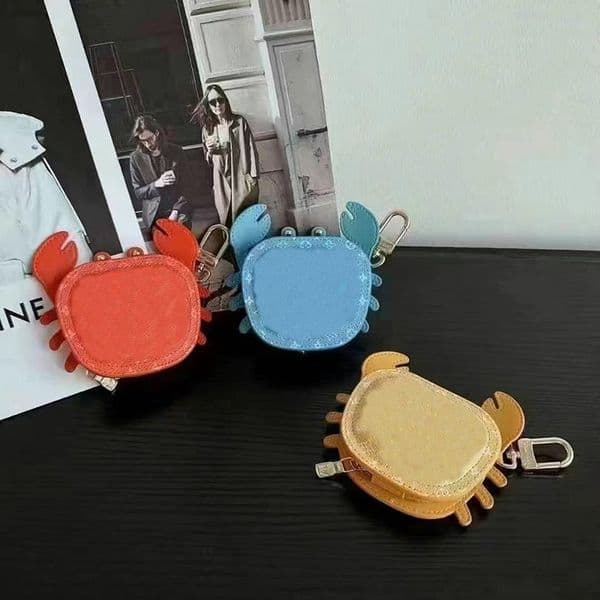 Luxury Designer headphone Case for Apple airpods 4 3 2 Generation airpodspro Case Print Headset Packet Hook Clasp Keychain Anti Lost Crab Earphone protector